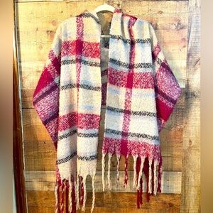 Max Studio plaid soft fringe scarf wrap